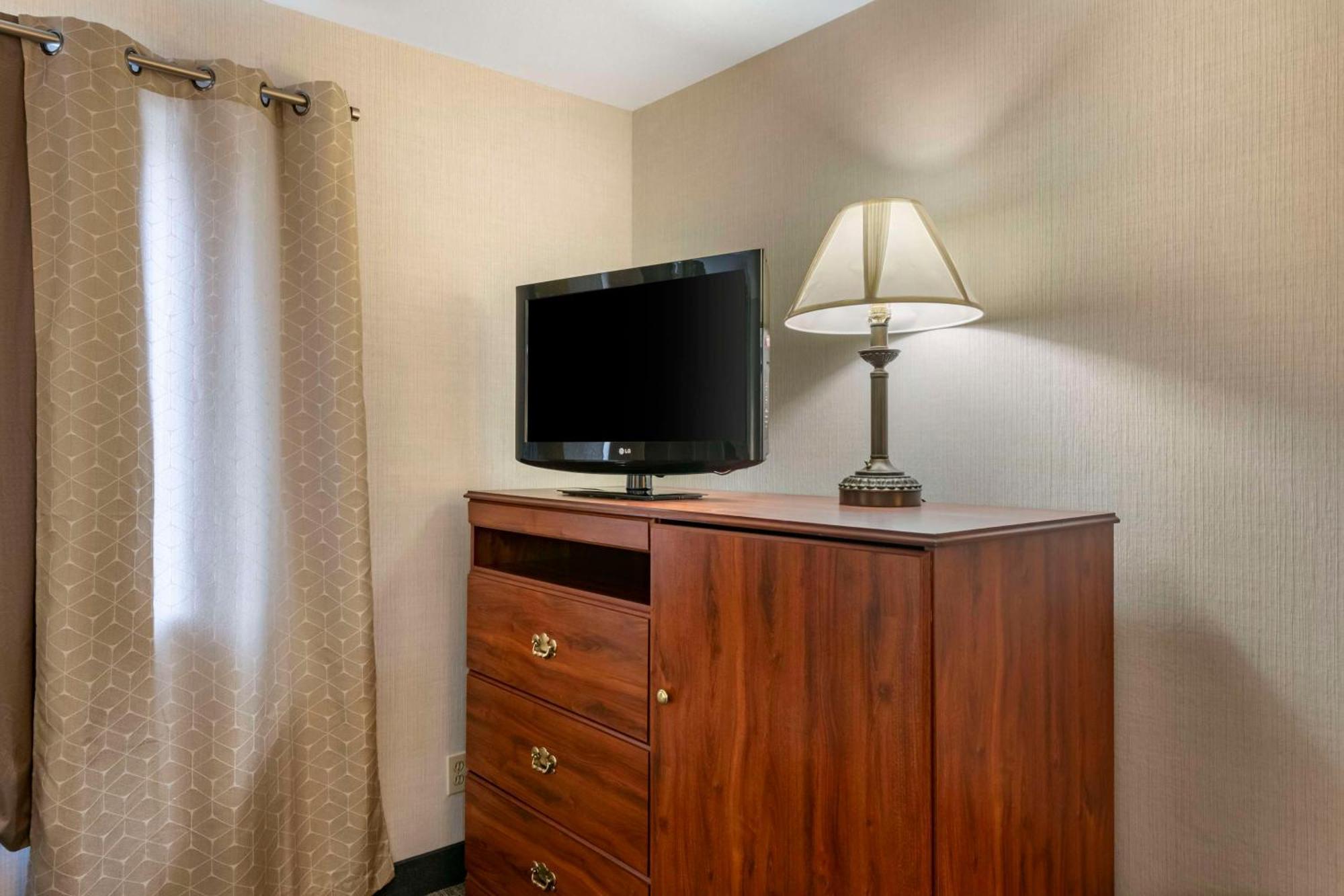 Surestay Plus Hotel By Best Western Buffalo Esterno foto
